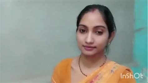 flashing indian maid